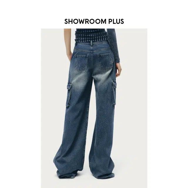 showroom plus