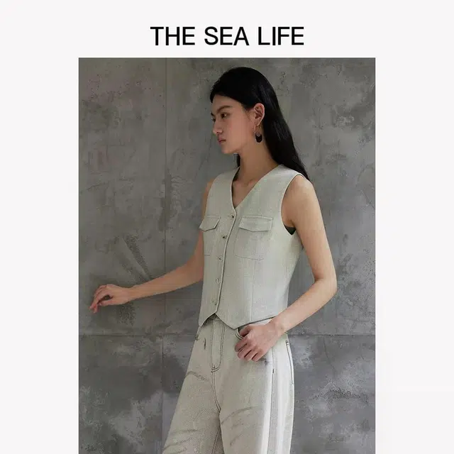 THE SEA LIFE V