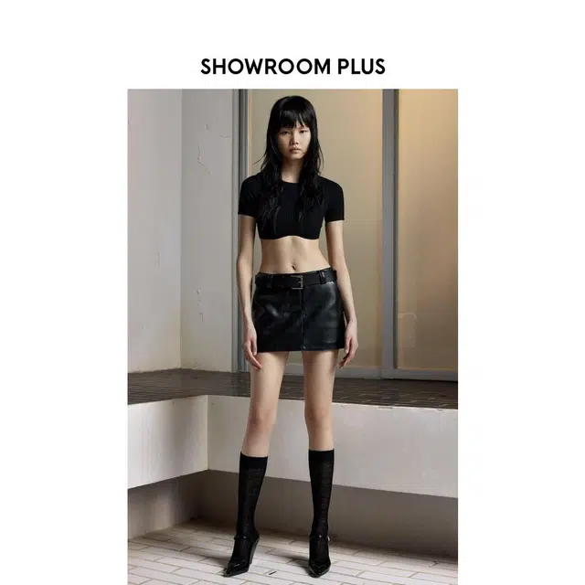showroom plus T