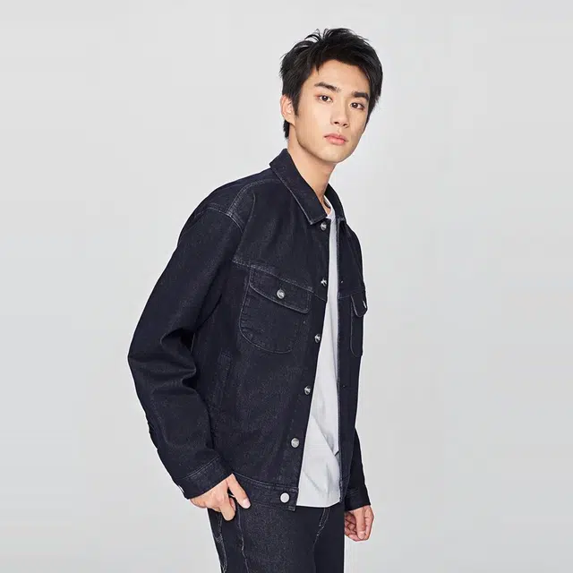 Lee