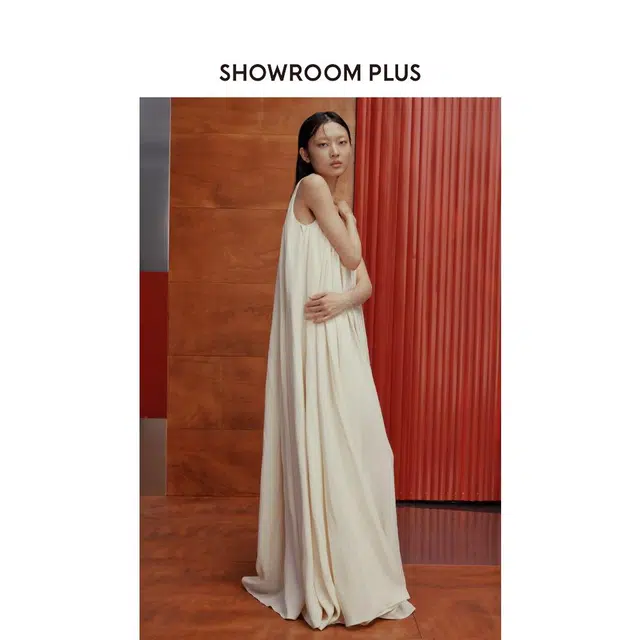 showroom plus