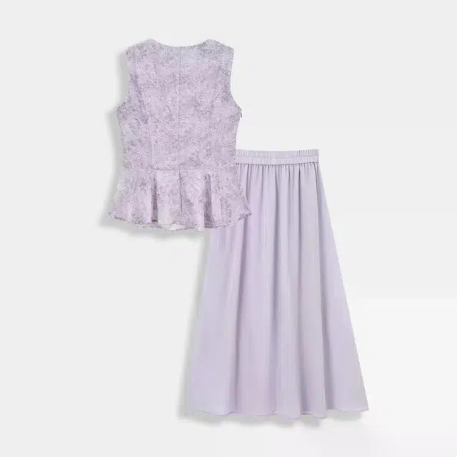 爱依服 夏季法式气质感通勤优雅风裙装套装 女款