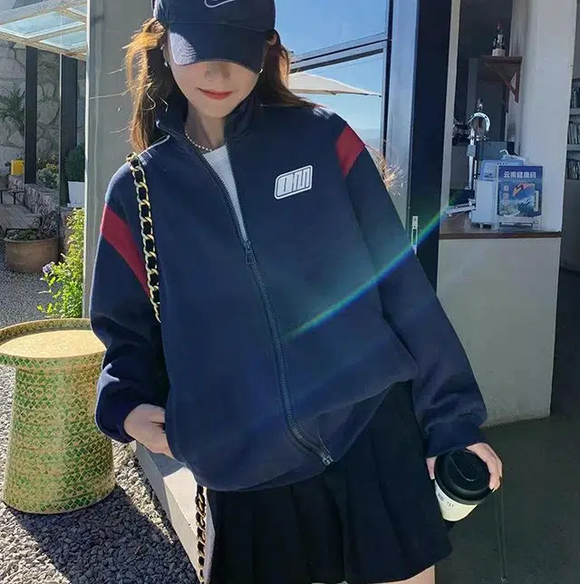 邓大喵 开衫复古春秋外套春季夹克美式立领宽松设计撞色棒球卫衣 女款