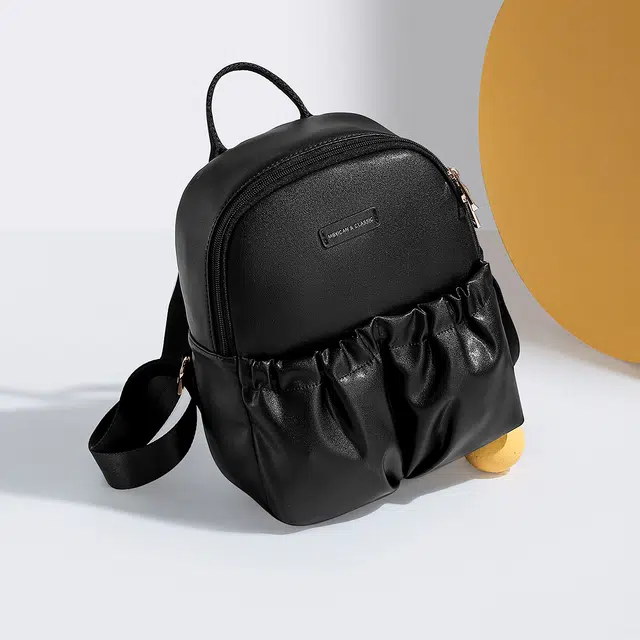 稻草人 美式潮流时尚百搭运动休闲高颜值通勤旅行大容量 合成革 双肩包 常规 女款 多色