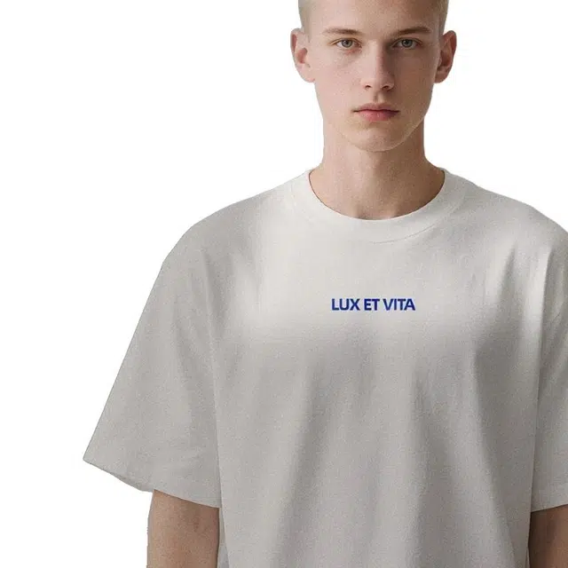 LUX ET VITA T