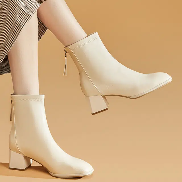 DAPHNE PU 5cm