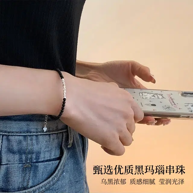 S925
