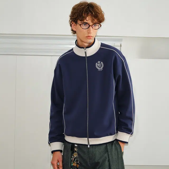 FAIRWHALE cleanfitlogo