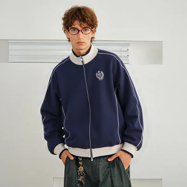 FAIRWHALE cleanfitlogo