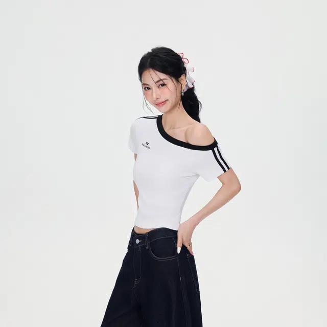 MISS FLY T