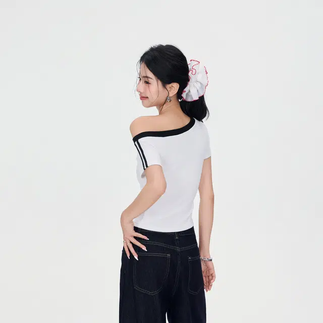 MISS FLY T