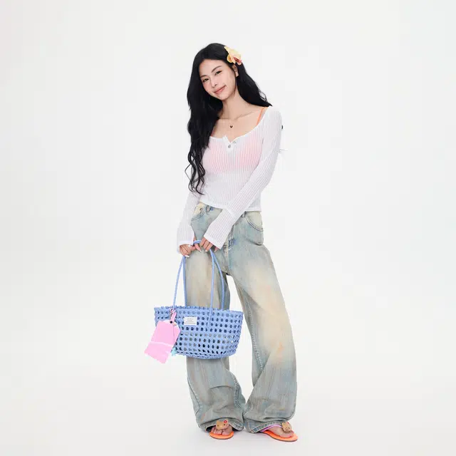 MISS FLY T