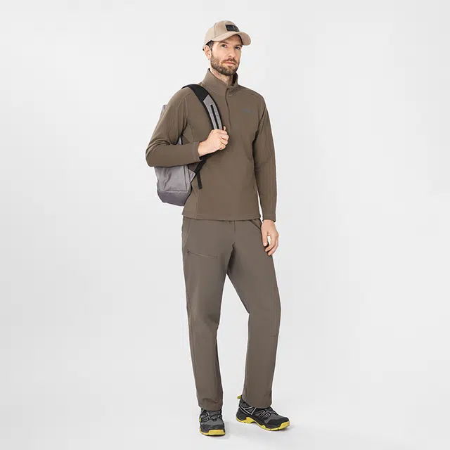 HELLY HANSEN