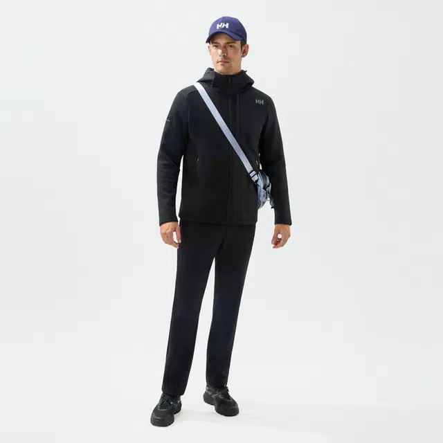 HELLY HANSEN