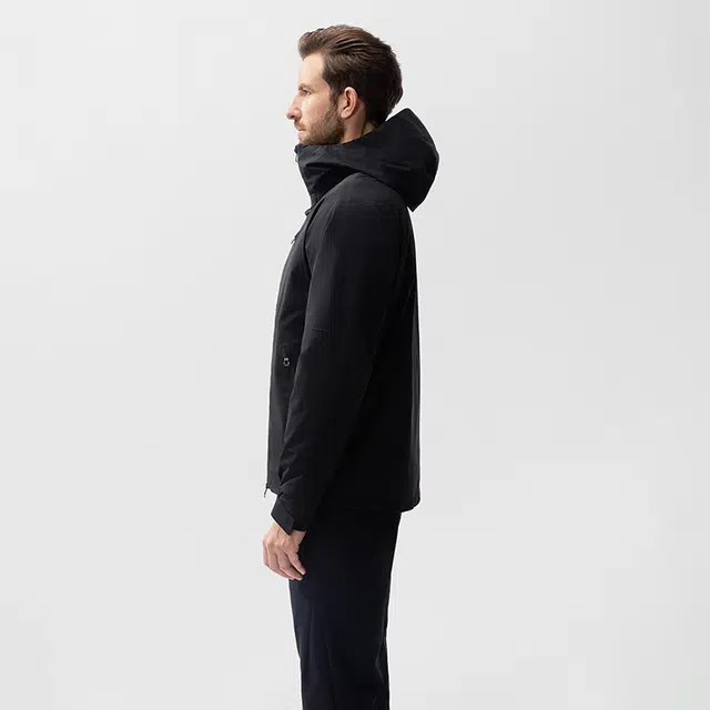 HELLY HANSEN