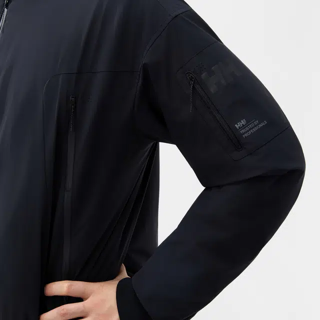 HELLY HANSEN