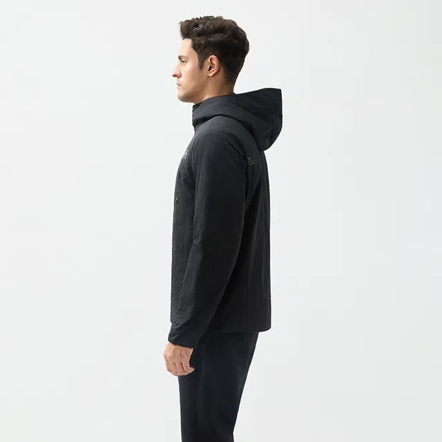 HELLY HANSEN