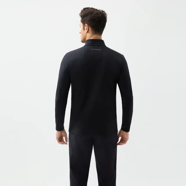 HELLY HANSEN T