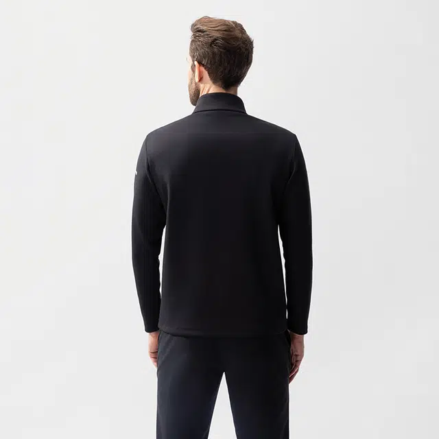 HELLY HANSEN