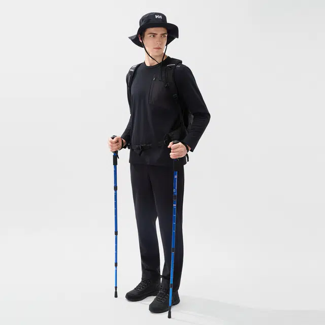 HELLY HANSEN T