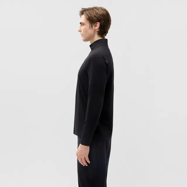 HELLY HANSEN T