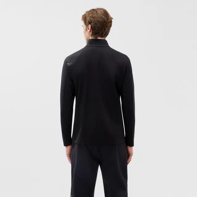 HELLY HANSEN T