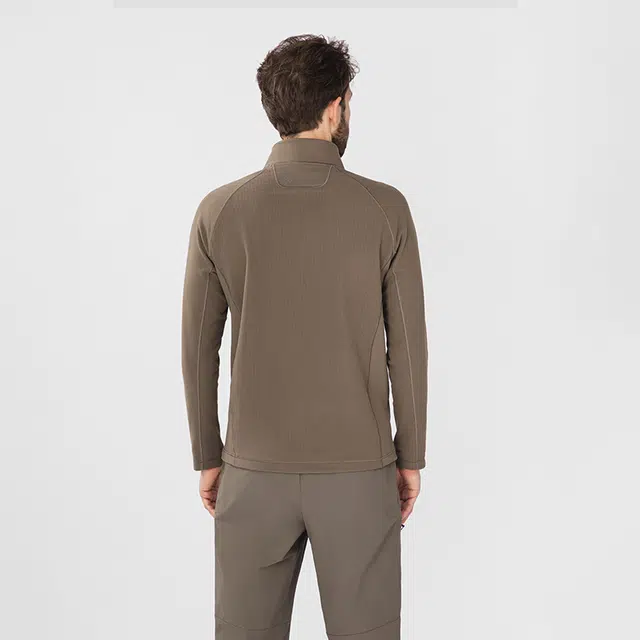 HELLY HANSEN