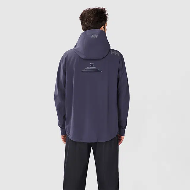 HELLY HANSEN