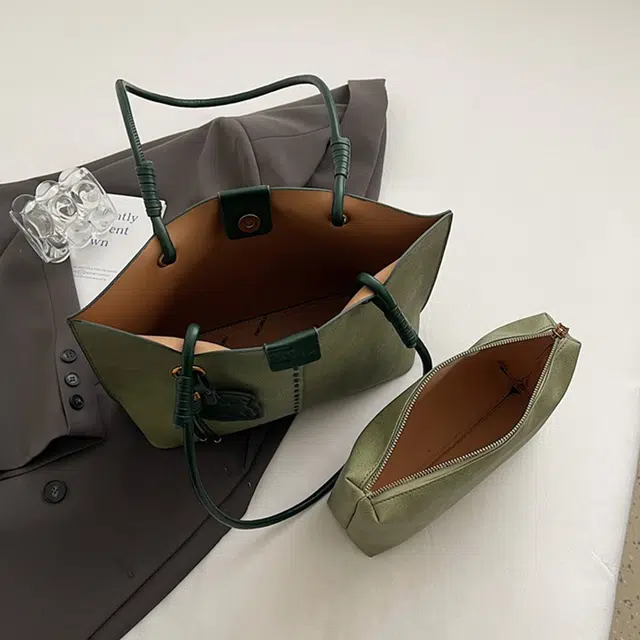 COLINS KEIRS PU