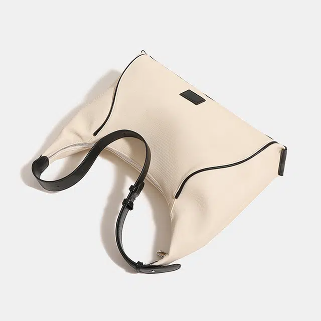COLINS KEIRS hobo PU