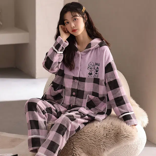 多拉美 冬季珊瑚绒睡衣 连帽格子加绒加厚法兰绒可外穿休闲家居套装长袖长裤 女款 紫色