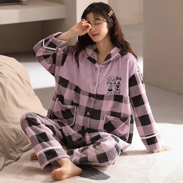 多拉美 冬季珊瑚绒睡衣 连帽格子加绒加厚法兰绒可外穿休闲家居套装长袖长裤 女款 紫色