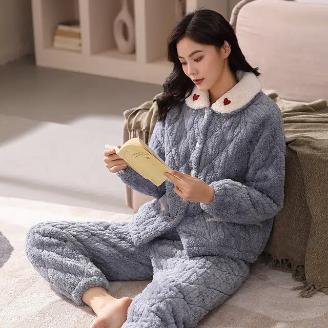 多拉美 冬季三层夹棉珊瑚绒睡衣 加厚加绒三层夹棉超厚特厚开衫可外穿家居套装长袖长裤 女款 灰蓝