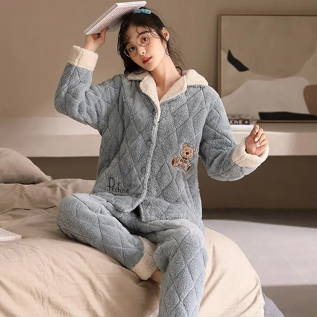 多拉美 冬季三层夹棉珊瑚绒睡衣 甜美少女翻领加厚加绒三层夹棉超厚牛奶绒可外穿家居套装长袖长裤 女款 灰蓝