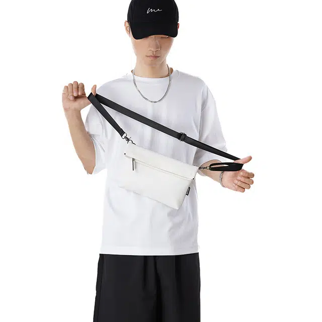 HAWA Sling bag