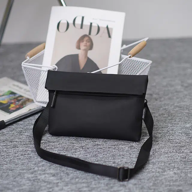 HAWA Sling bag