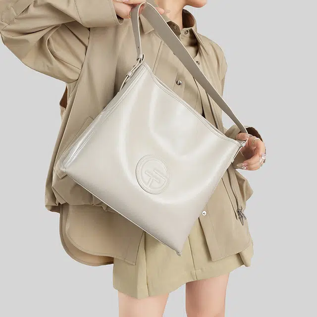 Tote