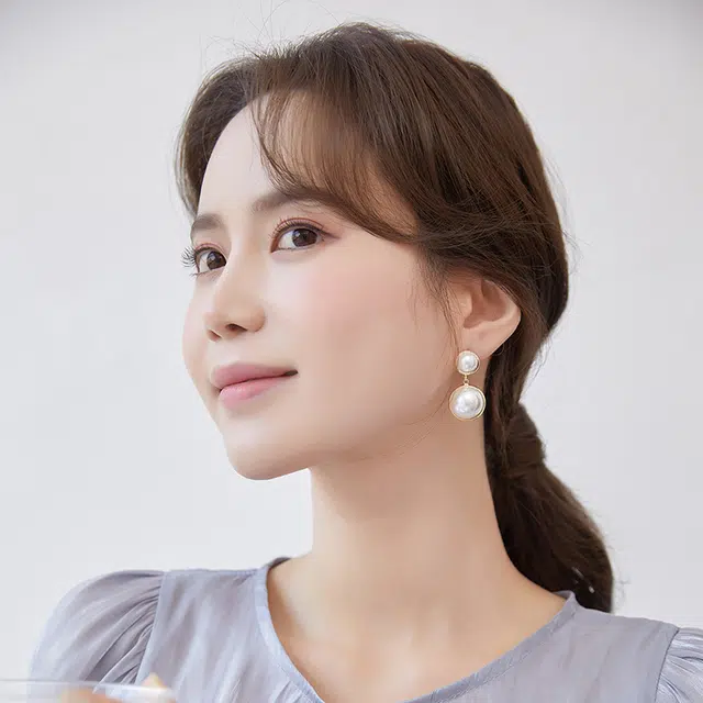 沂茹 简约精致都市丽人少女甜美灵动减龄百搭高级 合金 耳环 女款
