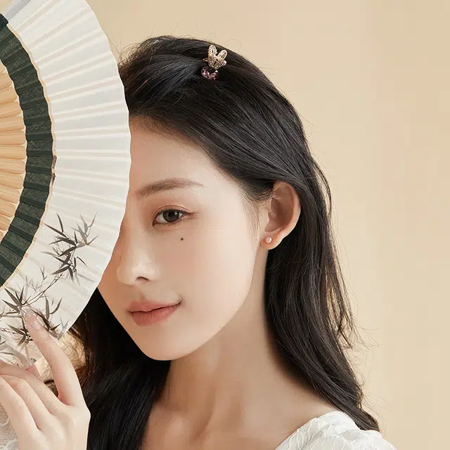 沂茹 可爱甜美精致日常通勤三彩色兔头小发抓 发夹 女款