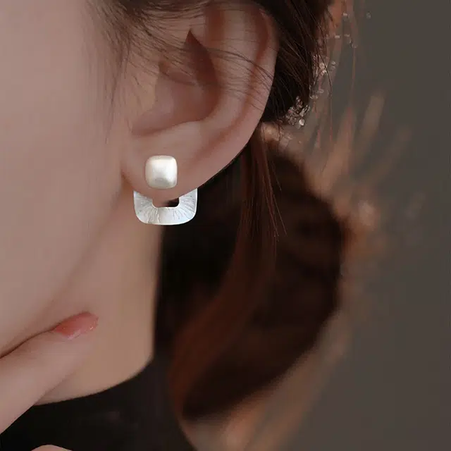 沂茹 简约百搭网红磨砂方形高级感耳饰 铜 耳钉 女款 银色