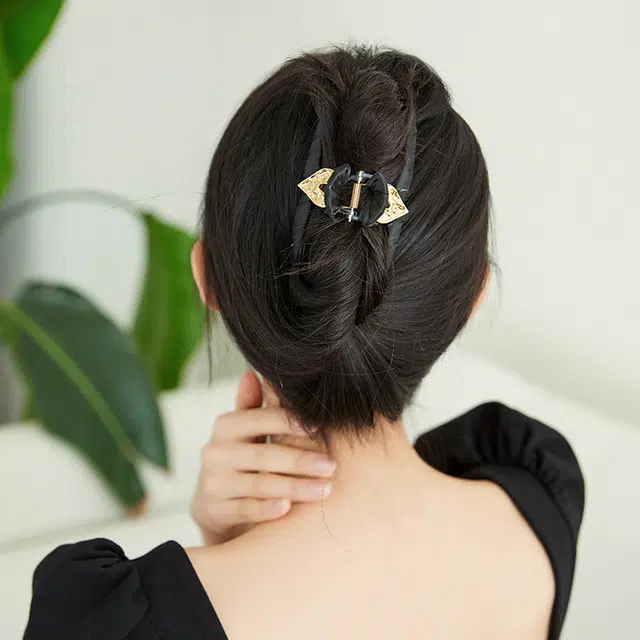 沂茹  韩国网红百搭爱心鲨鱼夹后脑勺盘发抓夹外出优雅气质发抓发卡头饰