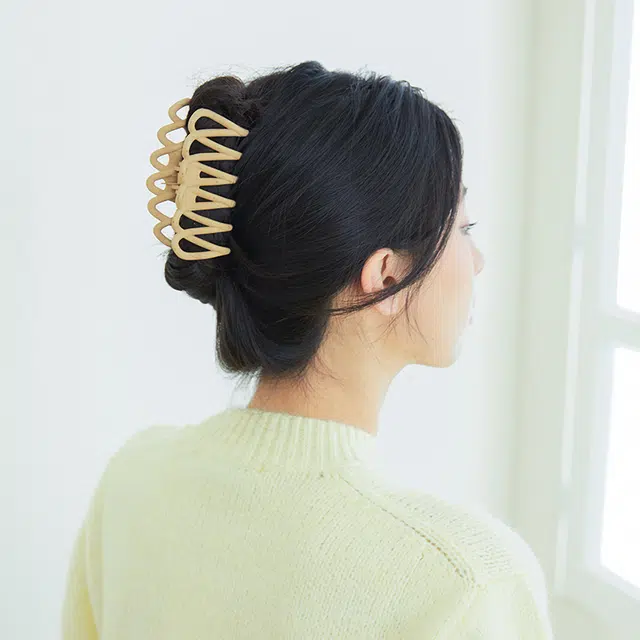 沂茹 磨砂波浪抓夹 亚克力 发夹 女款