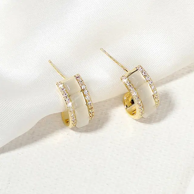 沂茹 金色轻奢高级感小众设计简约气质百搭日常通勤 合金 耳环 女款