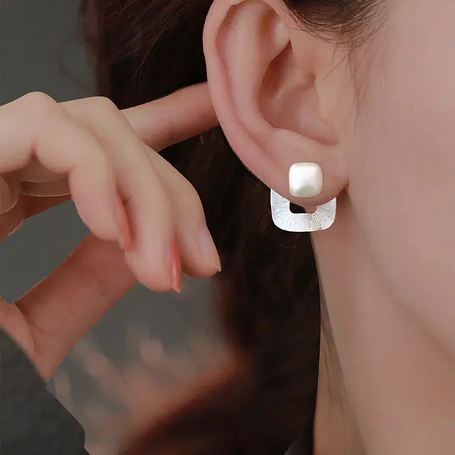 沂茹 简约百搭网红磨砂方形高级感耳饰 铜 耳钉 女款 银色