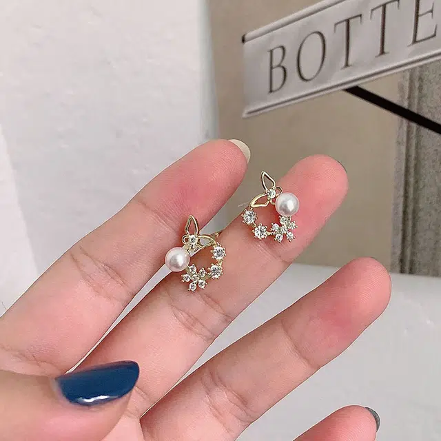 沂茹 蝴蝶馒头珠少女减龄复古高贵气质减龄 铜 耳钉 女款