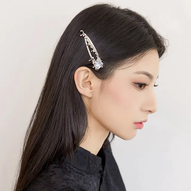 沂茹 高级感小众设计轻奢 水钻叶子 边夹发夹 女款