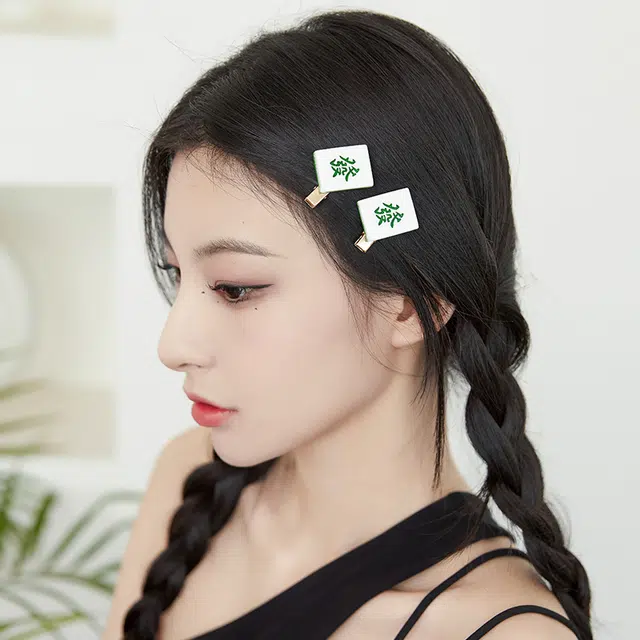 沂茹 仿真麻雀红中發财文字边夹发夹潮流时尚可爱搞怪刘海侧边夹女款发卡发饰头饰配饰