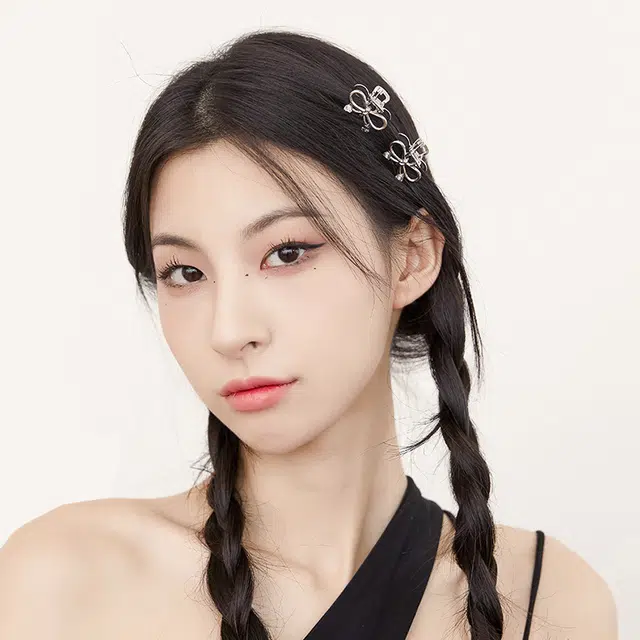 沂茹 少女精致高级气质小巧可爱镂空蝴蝶 白钻 发夹 女款