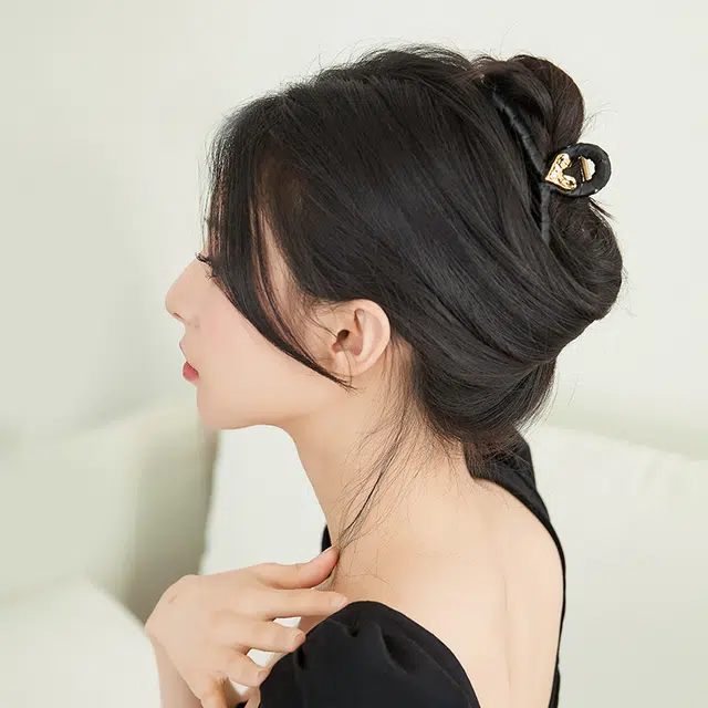 沂茹  韩国网红百搭爱心鲨鱼夹后脑勺盘发抓夹外出优雅气质发抓发卡头饰