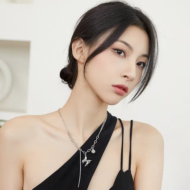 沂茹 高级感小众设计气质百搭冷淡风项链蝴蝶锁骨链甜酷颈链首饰配饰女款